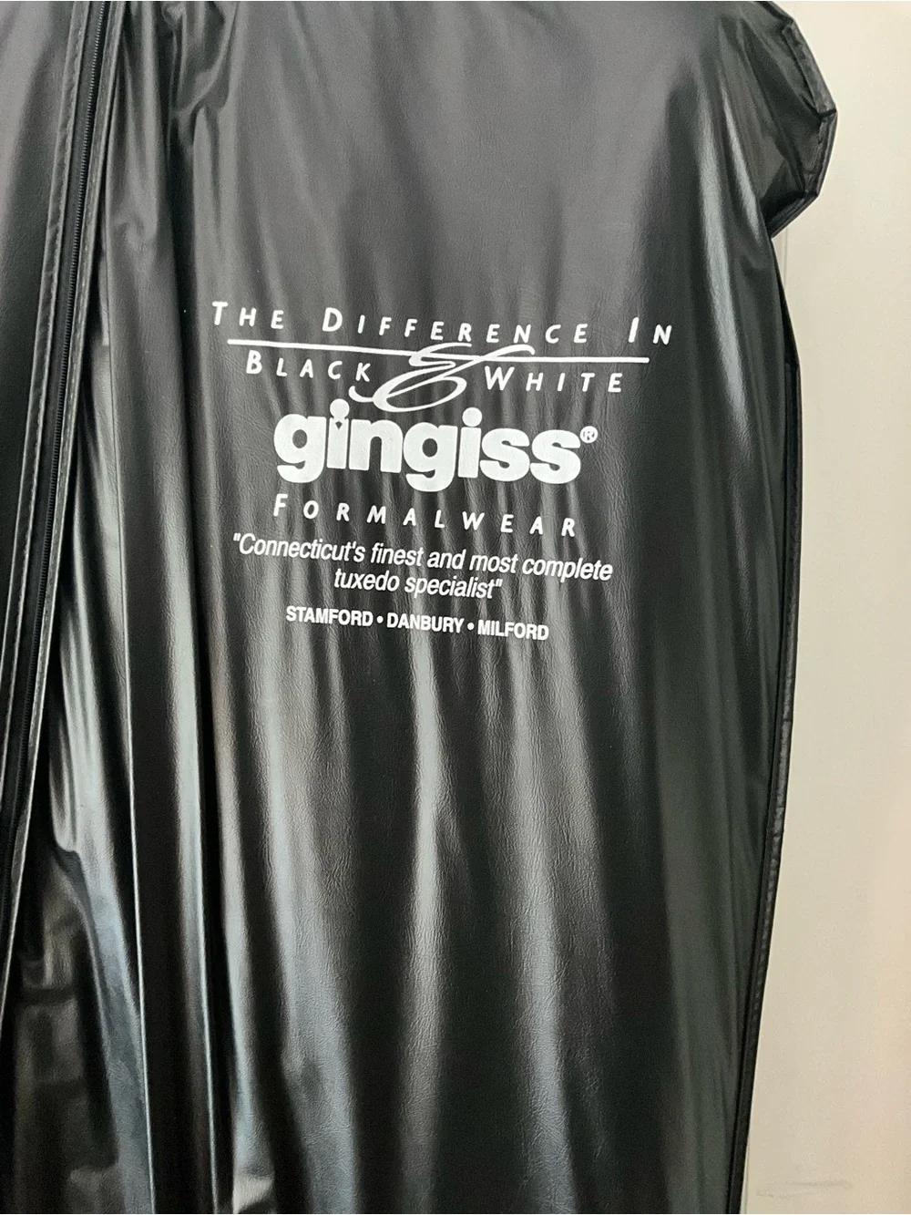 Gingiss Tuxedo Men’s Large - Adjustable.  Vintage and only worn twice.